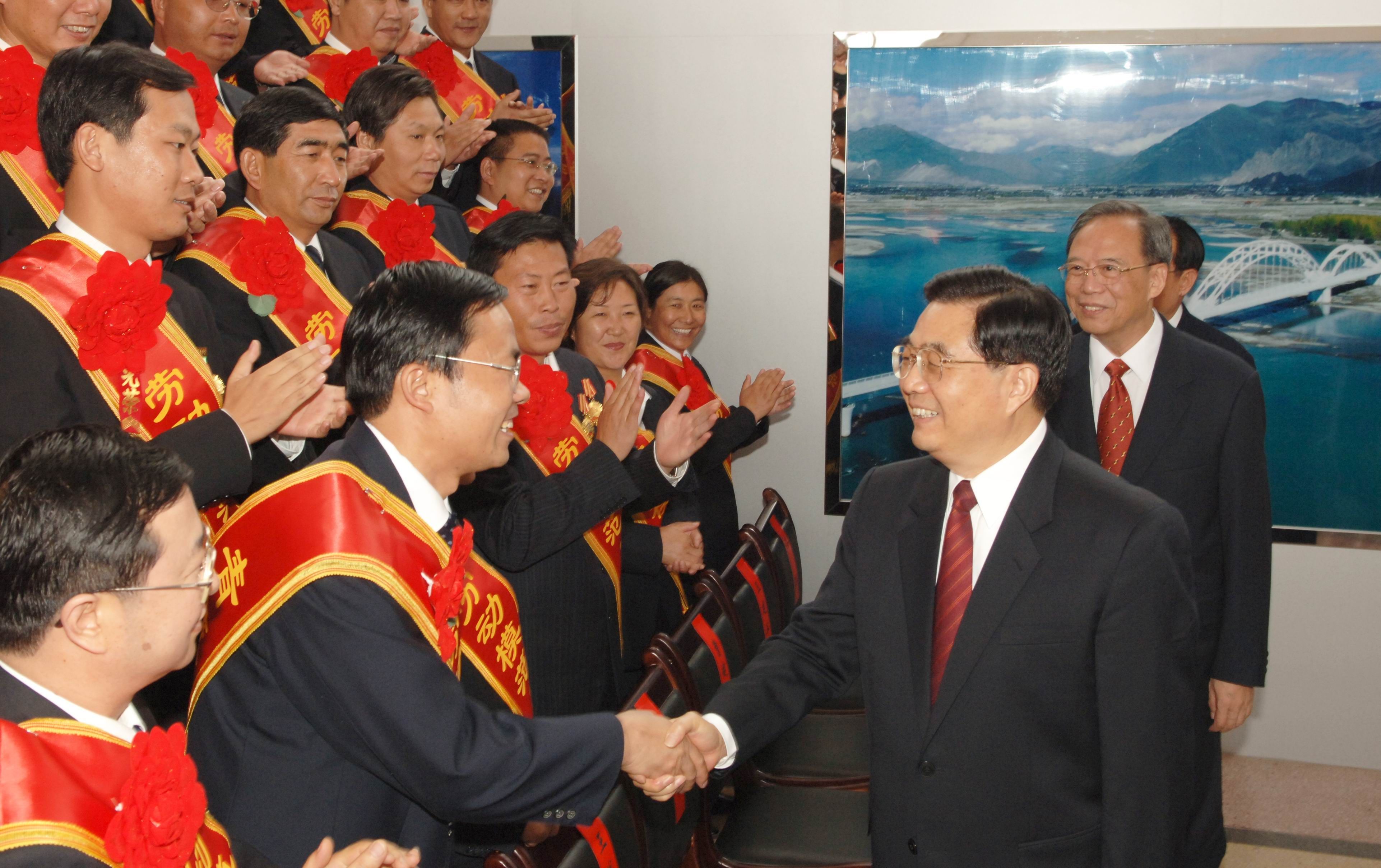 党和国家领导人胡锦涛接见劳模代表